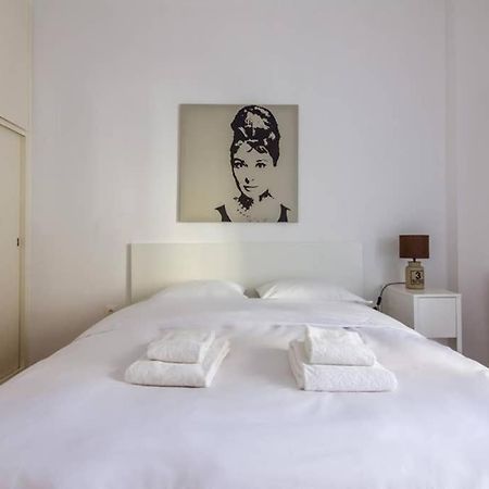 Brand New Decorated Flat For 4 Ppl In Pagrati Apartman Athén Kültér fotó