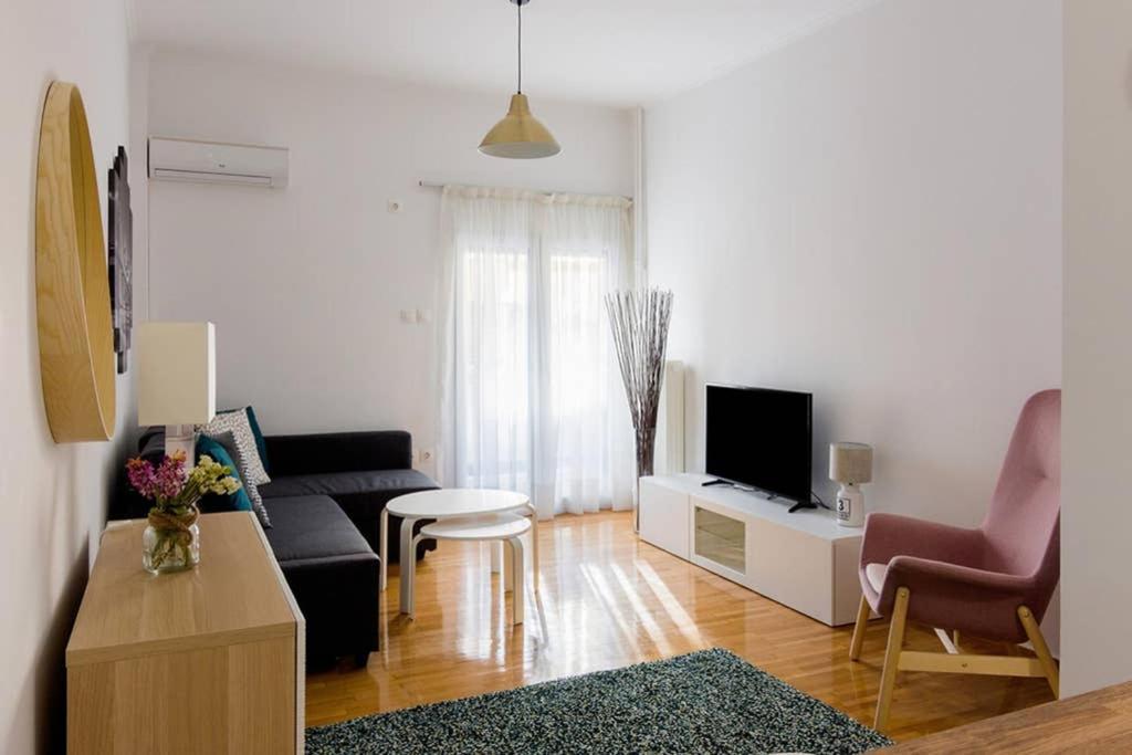 Brand New Decorated Flat For 4 Ppl In Pagrati Apartman Athén Kültér fotó