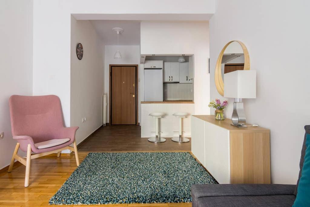 Brand New Decorated Flat For 4 Ppl In Pagrati Apartman Athén Kültér fotó